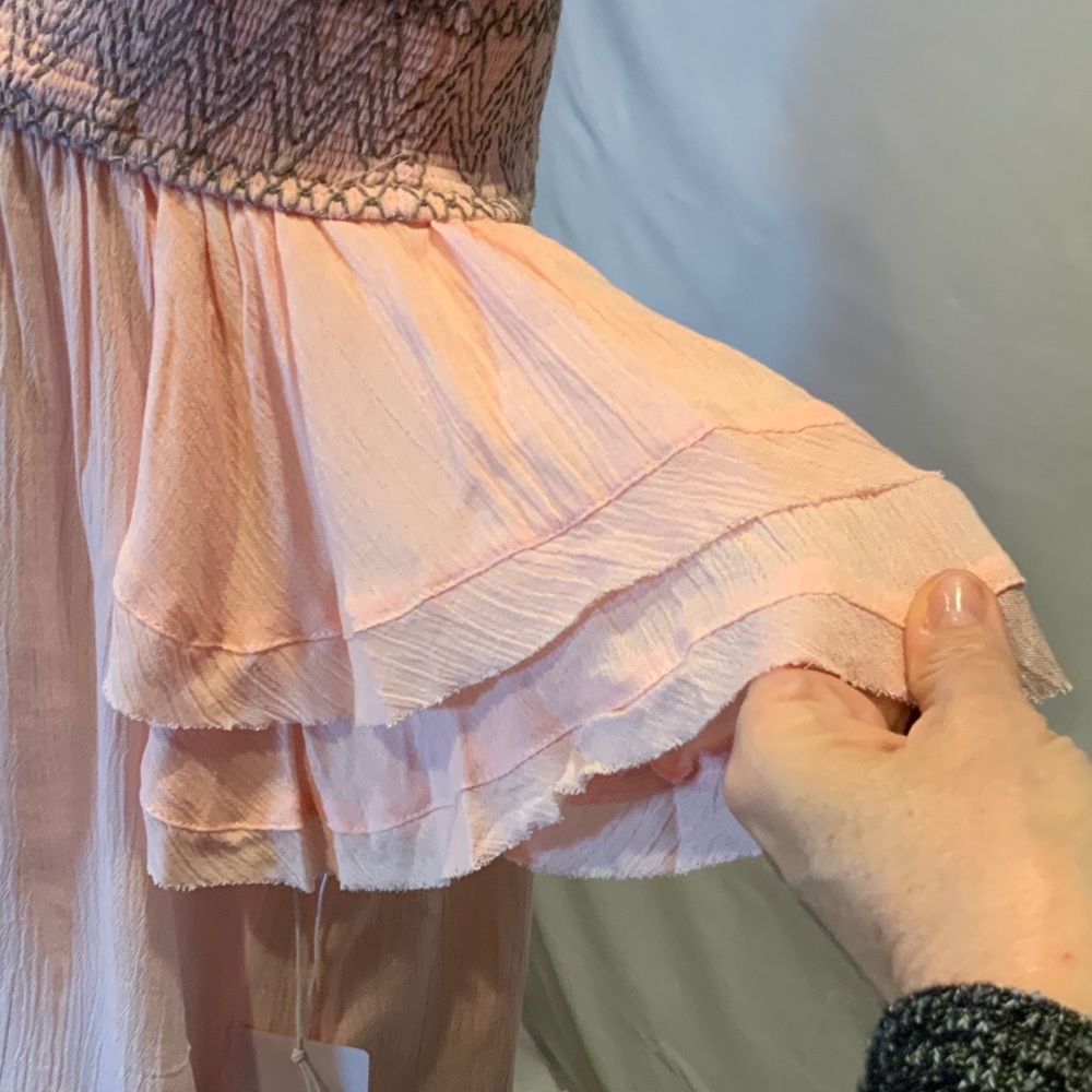 Just in! Peach Off the Shoulder Top - Picture 5 of 8